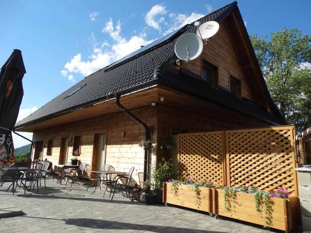 Apartmany Pod Rozsutcom - Zatkov Dvor - Prijazd Do Ubytovania Autom S Pohonom 4X4 Terchova Exterior photo